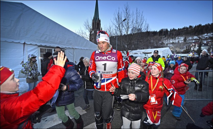 Петтер Нуртуг / Petter Northug, сезон 2012-2013 - Страница 31 Bs10142-jpgwc-langre-331